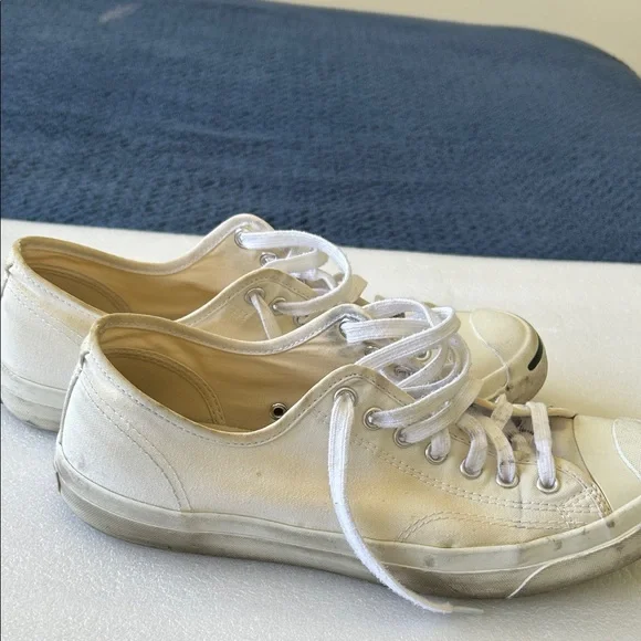 Converse Off-White Lace-Up Sneakers - Picture 4 of 7